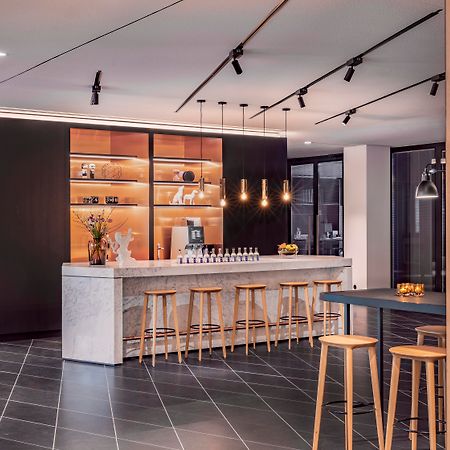Andaz Munich Schwabinger Tor, By Hyatt Munique Exterior foto The lounge at Frankfurt Airport