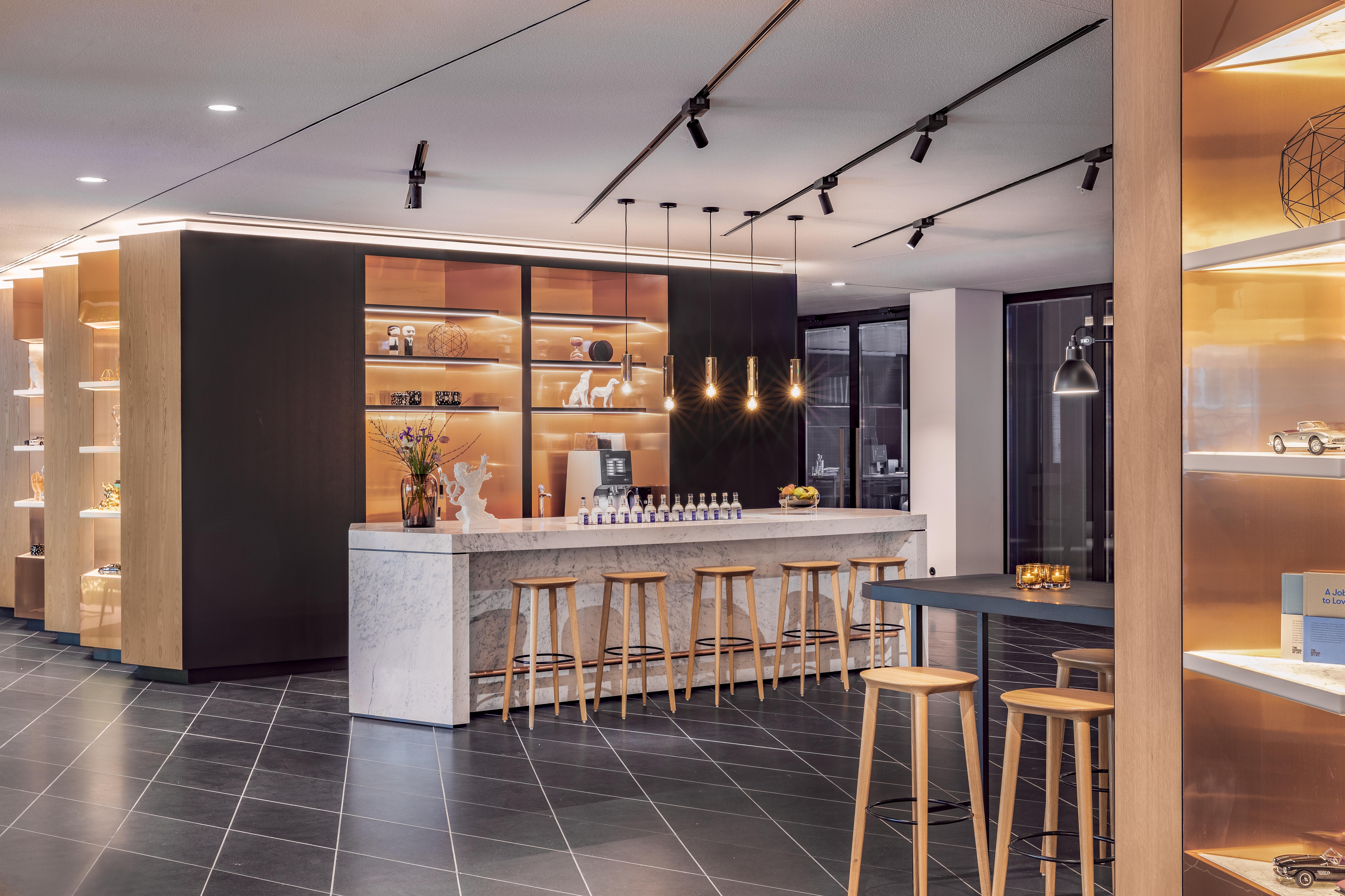 Andaz Munich Schwabinger Tor, By Hyatt Munique Exterior foto The lounge at Frankfurt Airport