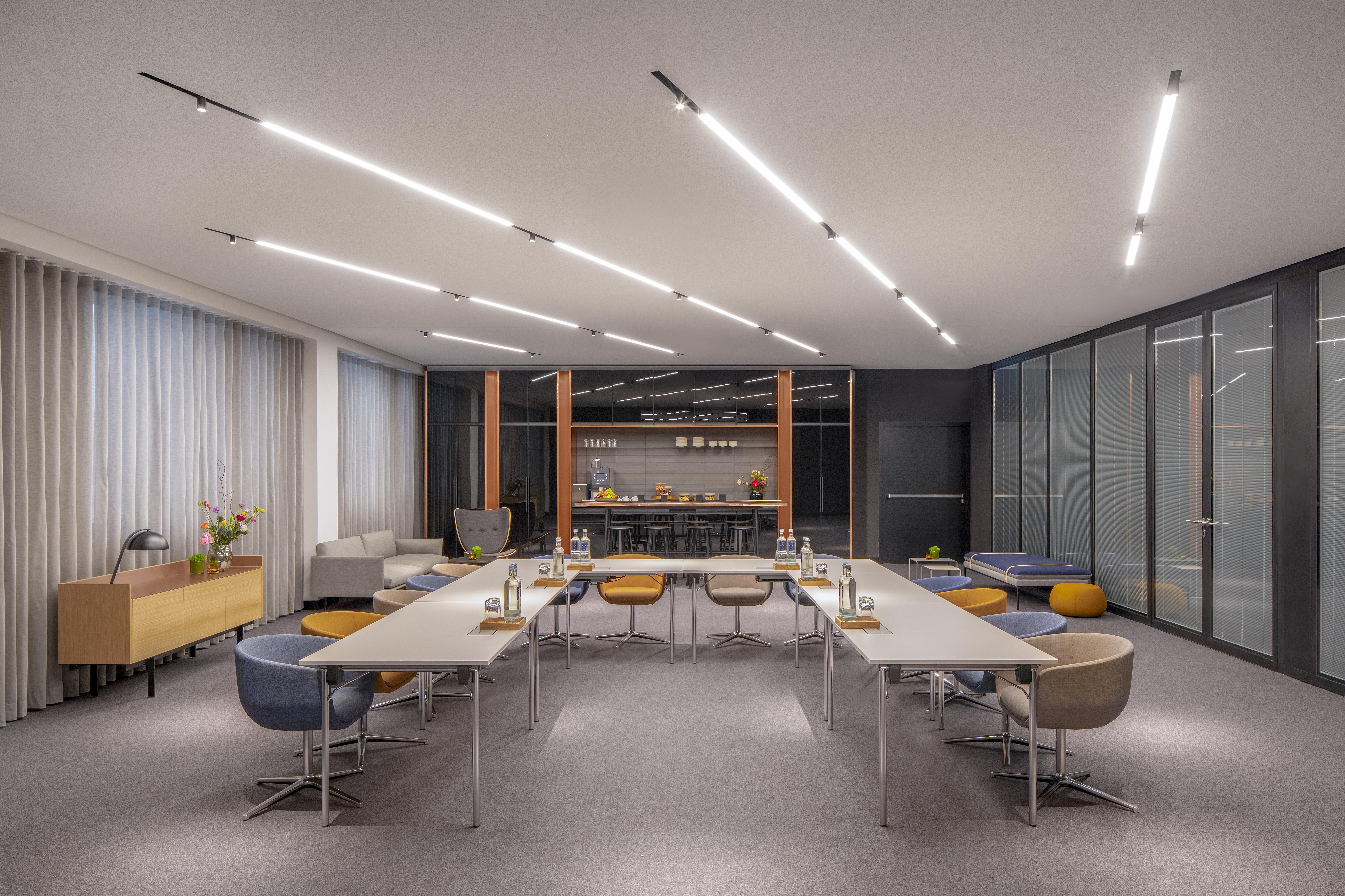 Andaz Munich Schwabinger Tor, By Hyatt Munique Exterior foto The interior of the 100 East 53rd Street building