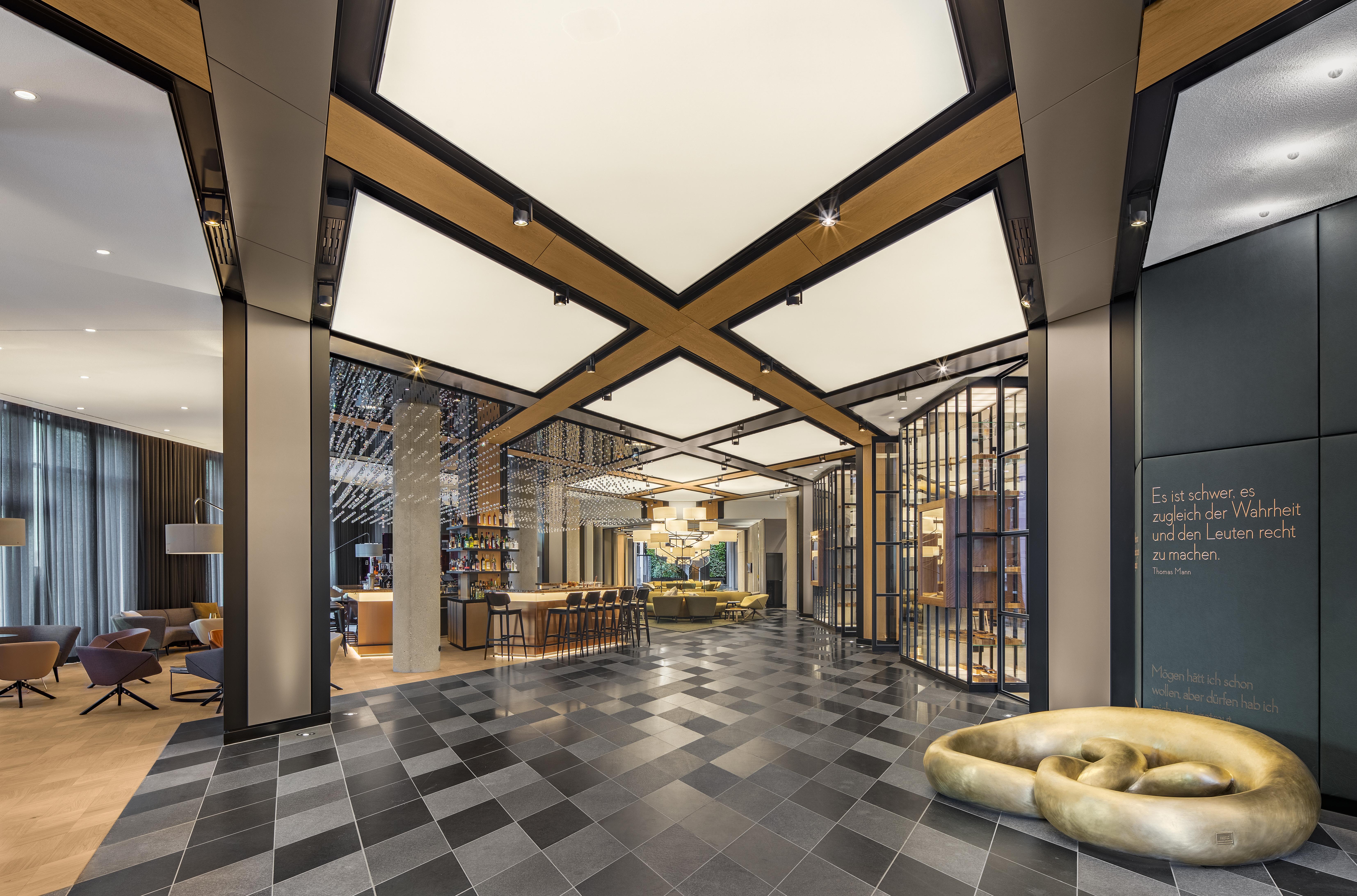 Andaz Munich Schwabinger Tor, By Hyatt Munique Exterior foto The lobby of the hotel