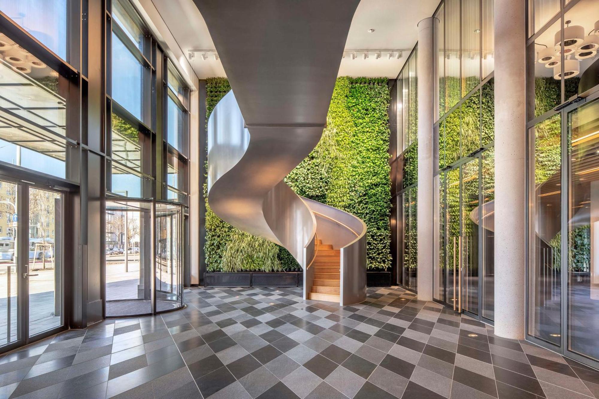Andaz Munich Schwabinger Tor, By Hyatt Munique Exterior foto The lobby of the building